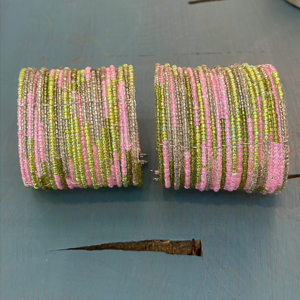 🆕 New Pair Pink Green Bohemian Multilayered Wire CUFF bracelets matching set